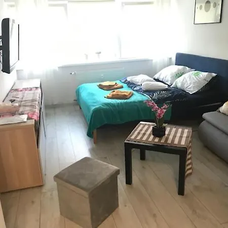 3 Pokoje W Centrum Gdyni Гдыня